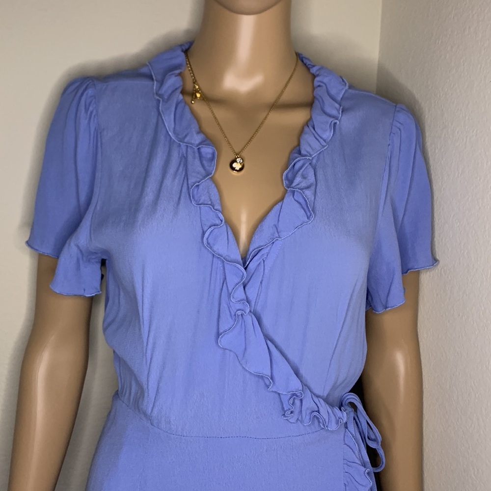 Dress - Picture 3 of 9